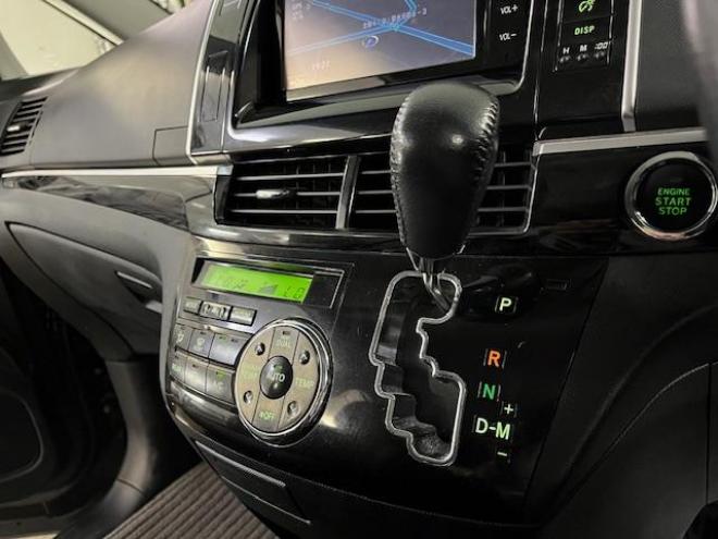 エスティマアエラス　プレミアムエディション　本州仕入　後期型　禁煙車　ＷＡＫＯＳバリアスコーティング済　純正１８インチＡＷ　社外１６ＡＷ＋スタッドレスタイヤ付　両側パワースライドドア　純正ハーフレザーシート　純正ナビ（フルセグ地デジ　ＤＶＤ再生　Ｂｌｕｅｔｏｏｔｈ）＋バックカメラ　前後ドライブレコーダー　ＰＵＳＨスタート　スマートキー　クルーズコントロール　タイミングチェーン車　ＨＩＤ ヘッドライト　ビルトインＥＴＣ 4WD 2400 5Dr