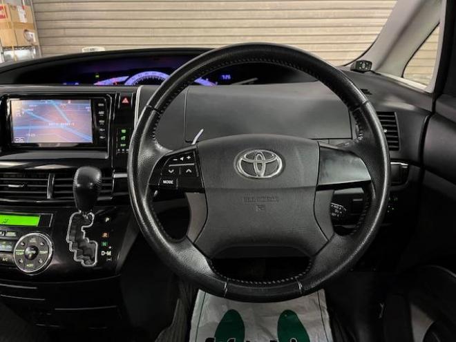 エスティマアエラス　プレミアムエディション　本州仕入　後期型　禁煙車　ＷＡＫＯＳバリアスコーティング済　純正１８インチＡＷ　社外１６ＡＷ＋スタッドレスタイヤ付　両側パワースライドドア　純正ハーフレザーシート　純正ナビ（フルセグ地デジ　ＤＶＤ再生　Ｂｌｕｅｔｏｏｔｈ）＋バックカメラ　前後ドライブレコーダー　ＰＵＳＨスタート　スマートキー　クルーズコントロール　タイミングチェーン車　ＨＩＤ ヘッドライト　ビルトインＥＴＣ 4WD 2400 5Dr