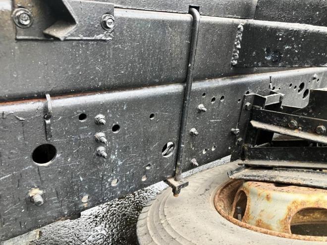 フォワード中古　ワイドファームダンプ5000mm　中型トラック