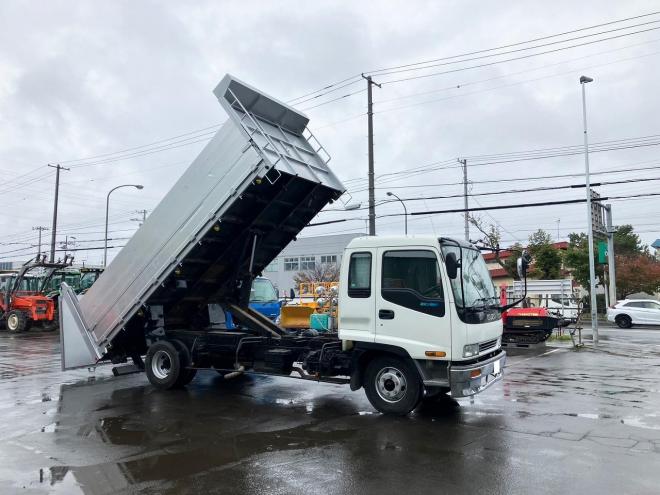 フォワード中古　ワイドファームダンプ5000mm　中型トラック