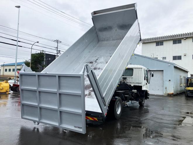 フォワード中古　ワイドファームダンプ5000mm　中型トラック