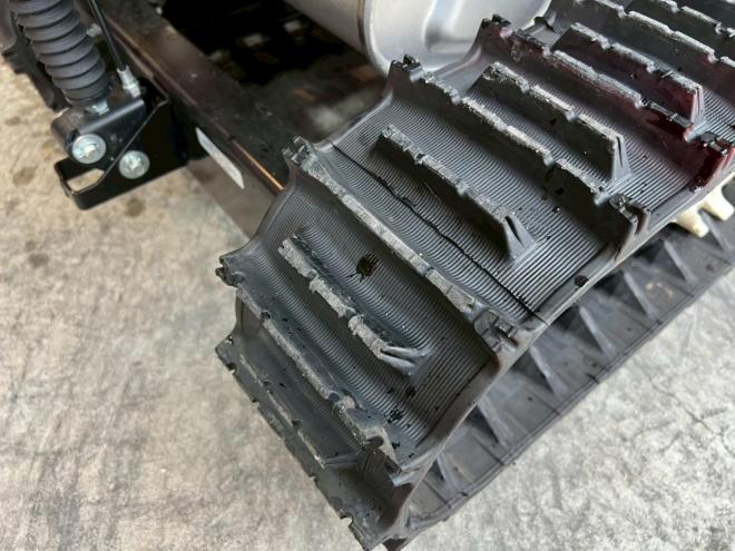 除雪機ホンダ　HSS1170i！ハイブリッド！美品！