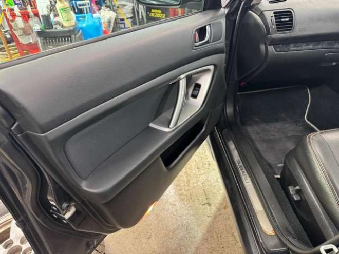 レガシィワゴン2.0 GT 4WD 5速 プッシュスタート Tベルト交換 2000