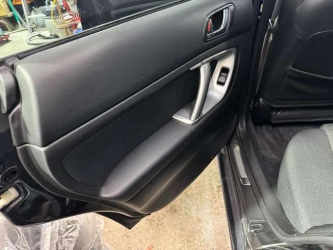 レガシィワゴン2.0 GT 4WD 5速 プッシュスタート Tベルト交換 2000