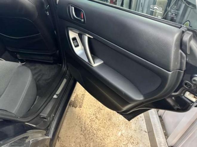 レガシィワゴン2.0 GT 4WD 5速 プッシュスタート Tベルト交換 2000