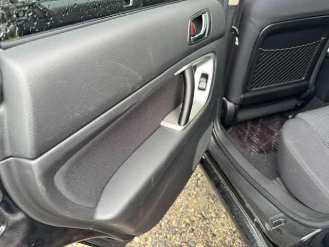 レガシィワゴン2.0 i Bスポーツ 4WD　ワンオーナー　12カ月点検済　下廻り防錆塗装済 2000