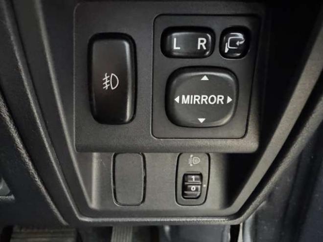 キックスRX 4WD　夏冬タイヤ　12か月点検済　下廻り防錆塗装済　Bluetooth 660