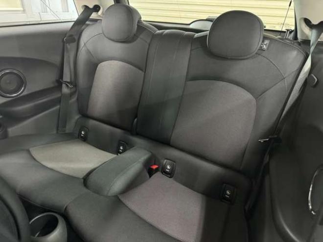 ミニクーパー 3ドア 純正ナビ Bluetooth Bカメラ 正規輸入車 2WD 1500