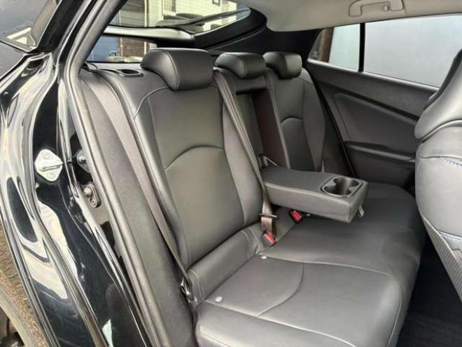 プリウス1.8 A ツーリングセレクション E-Four 4WD　 1800
