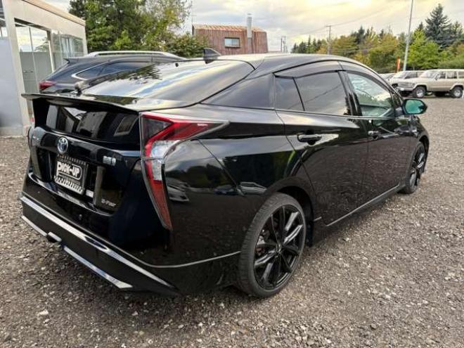 プリウス1.8 A ツーリングセレクション E-Four 4WD　 1800