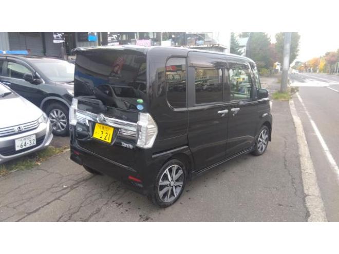 タントカスタム　X SA
4WD 660 5Dr