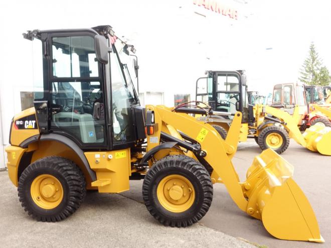 ホイールローダCAT 901C2  バケット容量0.4m3