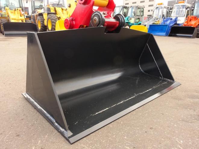 バックホーヤンマー　B6-6A　バケット容量0.2m3