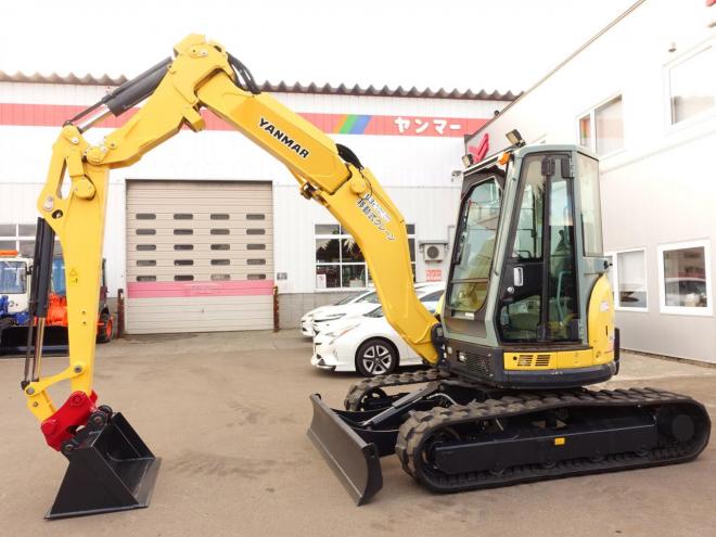 バックホーヤンマー　B6-6A　バケット容量0.2m3