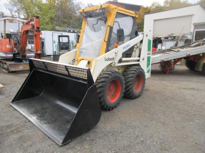 スキッドステアローダTCM643 4WD