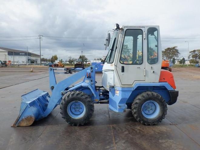 ホイールローダフルカワ　FL302-3 4WD 2Dr 4WD 2Dr