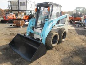 スキッドステアローダ　トヨタ　ジョブサン　4SDKL6 4WD