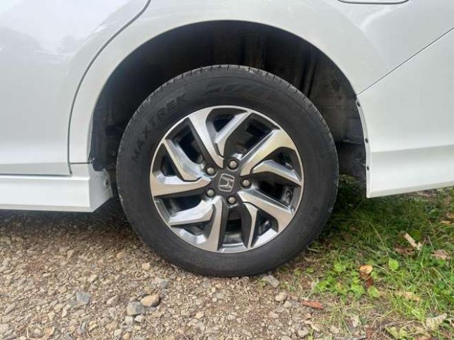 ステップワゴン1.5 スパーダ クールスピリット 4WD ホンダセンシング 純正アルミ パワステ パワーウィンドウ 記録簿 ABS 両側パワースライドドア クルーズコントロール LEDヘッドライト トリプルゾーンフルオートエアコン コンビシート 1500