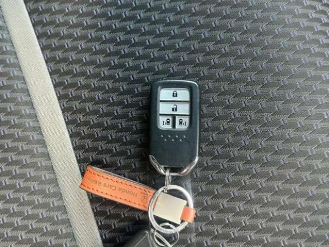ステップワゴン1.5 スパーダ クールスピリット 4WD ホンダセンシング 純正アルミ パワステ パワーウィンドウ 記録簿 ABS 両側パワースライドドア クルーズコントロール LEDヘッドライト トリプルゾーンフルオートエアコン コンビシート 1500