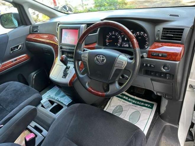 ヴェルファイア3.5 Z プラチナセレクションII 4WD 両側電動スライドドア パワステ パワーウィンドウ ABS クルーズコントロール 電動リアゲート 地デジナビ バックカメラ ETC キーレス 純正アルミ 3列シート 後席モニター 3500