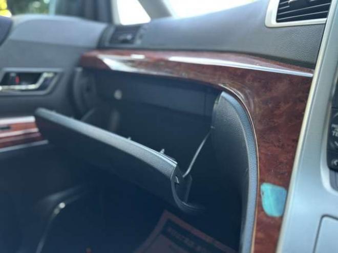 ヴェルファイア3.5 Z プラチナセレクションII 4WD 両側電動スライドドア パワステ パワーウィンドウ ABS クルーズコントロール 電動リアゲート 地デジナビ バックカメラ ETC キーレス 純正アルミ 3列シート 後席モニター 3500
