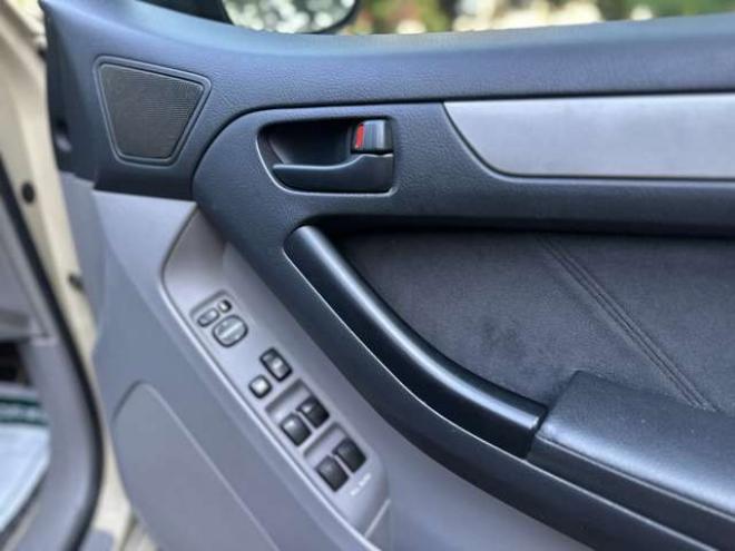 ハイラックスサーフ2.7 SSR-X アメリカンバージョン 4WD コンビハンドル 社外ナビ バックカメラ ETC 社外スターター 社外ヘッドライト シートカバー パワーウィンドウ パワステ 純正アルミ ABS キーレス 社外テール 社外グリル 2700