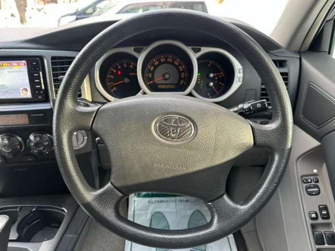 ハイラックスサーフ2.7 SSR-X リミテッド 4WD リフトアップ/社外ナビ/PS/PW/AW/Bカメラ 2700