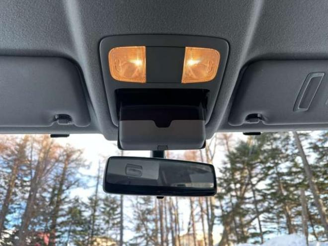 ハイラックスサーフ2.7 SSR-X リミテッド 4WD リフトアップ/社外ナビ/PS/PW/AW/Bカメラ 2700