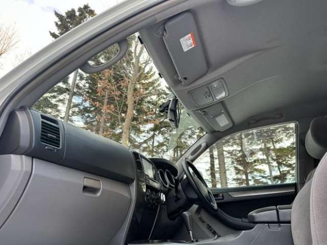 ハイラックスサーフ2.7 SSR-X リミテッド 4WD リフトアップ/社外ナビ/PS/PW/AW/Bカメラ 2700