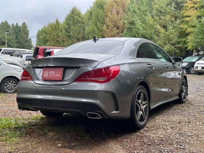 ベンツCLAクラス CLA250 4マチック 4WD　パワステ　パワーウィンドウ　純正ナビ　純正アルミ　ABS　キーレス　ETC　クルーズコントロール　横滑防止装置　シートヒーター　電動シート　バックカメラ　盗難防止装置 正規輸入車 2000