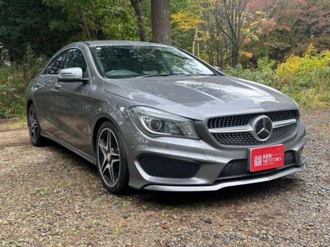 ベンツCLAクラス CLA250 4マチック 4WD　パワステ　パワーウィンドウ　純正ナビ　純正アルミ　ABS　キーレス　ETC　クルーズコントロール　横滑防止装置　シートヒーター　電動シート　バックカメラ　盗難防止装置 正規輸入車 2000
