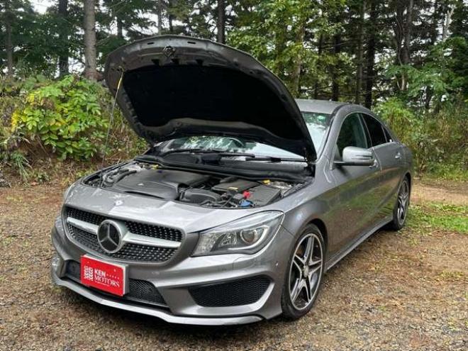 ベンツCLAクラス CLA250 4マチック 4WD　パワステ　パワーウィンドウ　純正ナビ　純正アルミ　ABS　キーレス　ETC　クルーズコントロール　横滑防止装置　シートヒーター　電動シート　バックカメラ　盗難防止装置 正規輸入車 2000