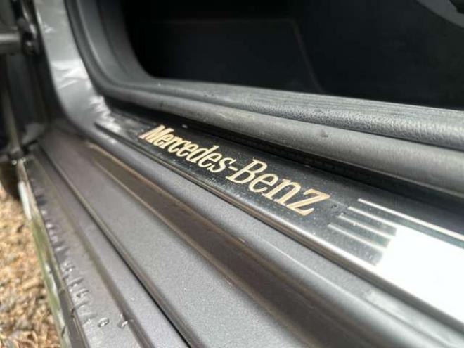 ベンツCLAクラス CLA250 4マチック 4WD　パワステ　パワーウィンドウ　純正ナビ　純正アルミ　ABS　キーレス　ETC　クルーズコントロール　横滑防止装置　シートヒーター　電動シート　バックカメラ　盗難防止装置 正規輸入車 2000