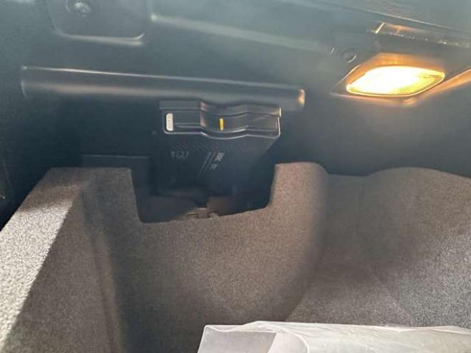 ベンツCLAクラス CLA250 4マチック 4WD　パワステ　パワーウィンドウ　純正ナビ　純正アルミ　ABS　キーレス　ETC　クルーズコントロール　横滑防止装置　シートヒーター　電動シート　バックカメラ　盗難防止装置 正規輸入車 2000