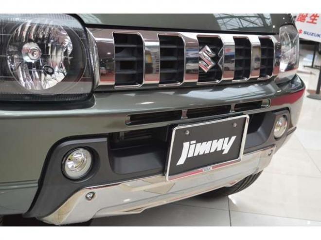 ジムニーランドベンチャー 4WD 1オーナー特別仕様ディスプレイオーディオ 660
