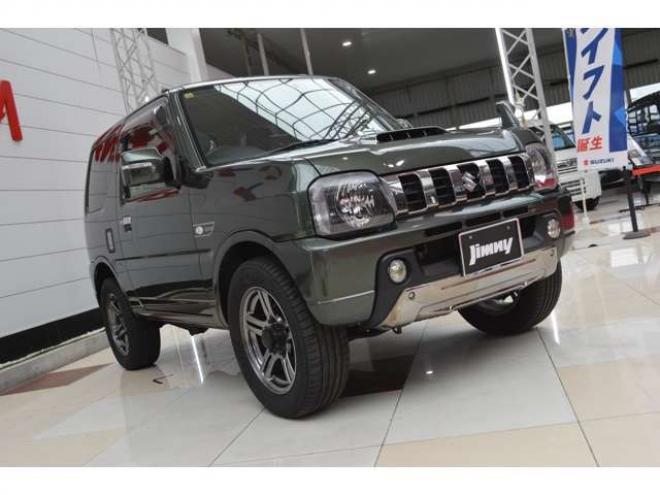 ジムニーランドベンチャー 4WD 1オーナー特別仕様ディスプレイオーディオ 660