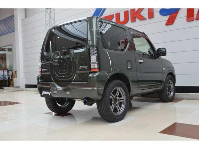 ジムニーランドベンチャー 4WD 1オーナー特別仕様ディスプレイオーディオ 660