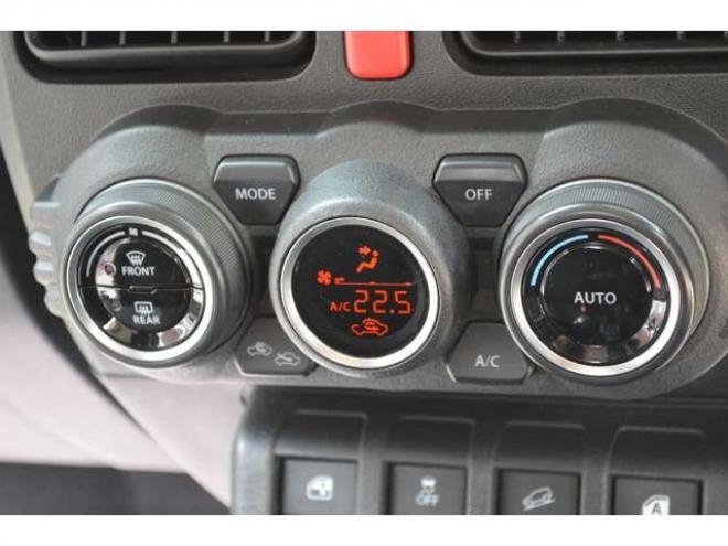 ジムニーXC 4WD ワンオーナー車セーフティサポート搭載4WDターボ純正ディスプレイオーディオバックカメラLEDライトクルーズコントロールデュアルセンサーブレーキサポート誤発信抑制機能 660