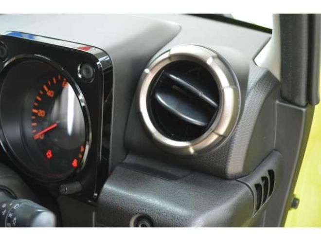 ジムニーXC 4WD ワンオーナー車セーフティサポート搭載4WDターボ純正ディスプレイオーディオバックカメラLEDライトクルーズコントロールデュアルセンサーブレーキサポート誤発信抑制機能 660