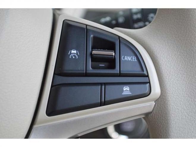 ワゴンRスマイルハイブリッド X 4WD クリームコーデセーフティサポートスズキコネクト対応9インチ全方位ナビLEDハイブリット4WDセーフティサポート搭載アイドリングストップハイビームアシストLEDライト両側オートスライドドアパーキングセンサー 登録済未使用車 660