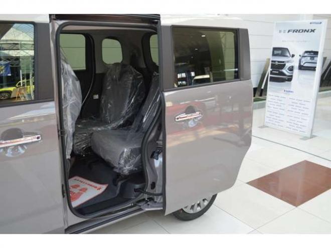 ワゴンRスマイルハイブリッド X 4WD 届出済未使用車ハイブリッド4WDセーフティプラスパッケージ全方位モニター9インチナビTVバックカメラ両側オートスライドドアアダプティブクルーズコントロールヘッドアップディスプレイ 660