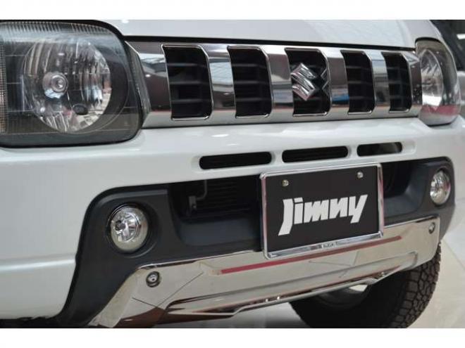ジムニーランドベンチャー 4WD ワンオーナー特別仕様車パートタイム4WDターボSDナビTVハーフレザーシートヒーター禁煙車マッドフラップ純正16インチアルミホイル 660