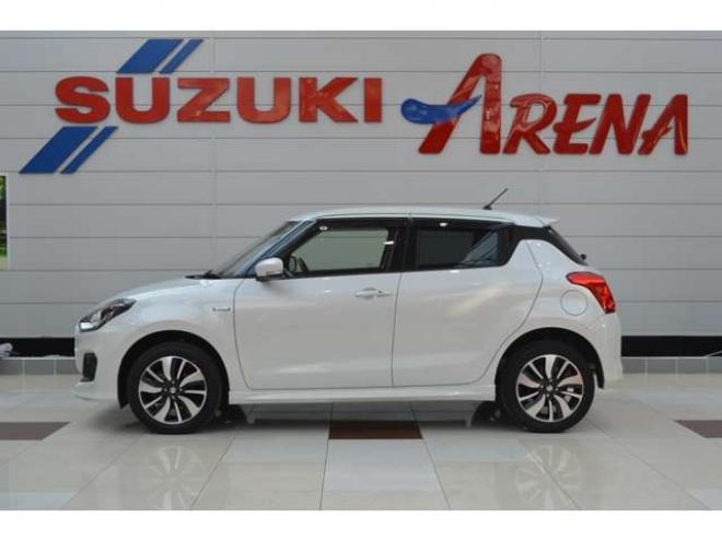 スイフト1.2 ハイブリッド RS セーフティパッケージ装着車 4WD ワンオーナー車ハイブリット4WDセーフティサポート搭載アイドリングストップ横滑り防止装置パドルシフトアダプティブクルーズコントロールLEDライトETCシートヒーター 1200