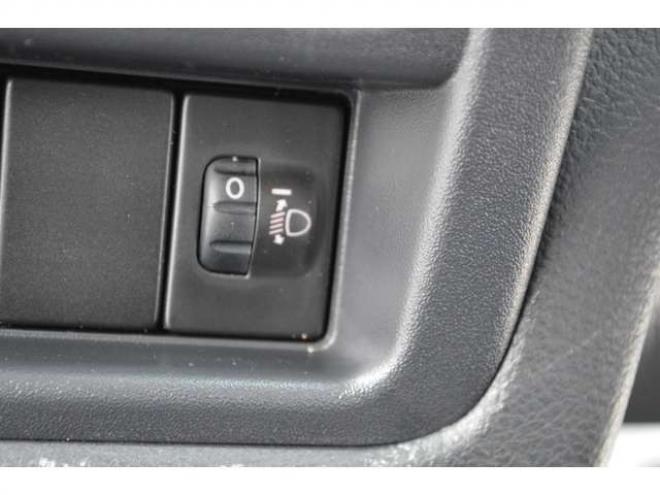 キャリー浅底ダンプ 1方開 4WD 浅底ダンプワンオーナー車5速マニュアルセーフティサポート搭載デュアルセンサーブレーキサポート誤発信抑制機能横滑り防止装置キーレスエントリー電動油圧式ダンプ 660