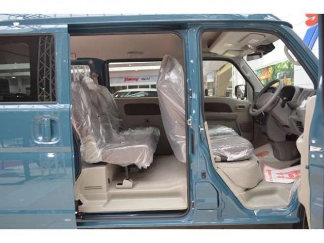 エブリィジョイン ターボ ハイルーフ 4WD 届出済未使用車パートタイム4WDターボCVTセーフティサポート搭載アイドリングストップ横滑り防止装置ハイビームアシストLEDライト 660