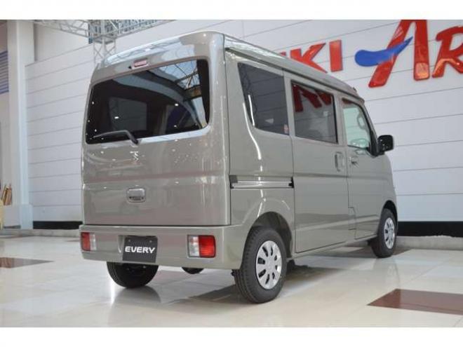 エブリィジョイン ターボ ハイルーフ 4WD 届出済未使用車4WDターボCVTセーフティサポート搭載アイドリングストップ横滑り防止装置ディスプレイオーディオハイビームアシストLEDライト 660