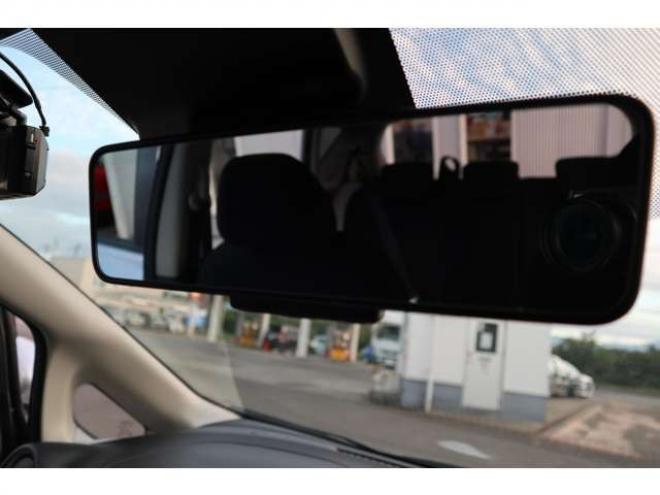 ノート1.2 e-POWER B FOUR 4WD　CDプレイヤー　前後ドライブレコーダー　ETC　アラウンドビューモニター付きデジタルミラー　オートライト 1200