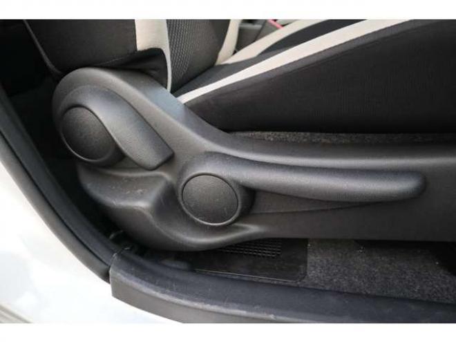 ノート1.2 e-POWER B FOUR 4WD　CDプレイヤー　前後ドライブレコーダー　ETC　アラウンドビューモニター付きデジタルミラー　オートライト 1200