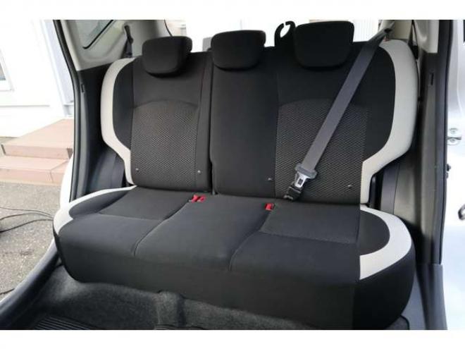 ノート1.2 e-POWER B FOUR 4WD　CDプレイヤー　前後ドライブレコーダー　ETC　アラウンドビューモニター付きデジタルミラー　オートライト 1200