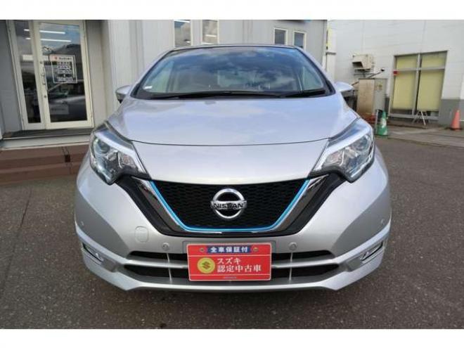 ノート1.2 e-POWER B FOUR 4WD　CDプレイヤー　前後ドライブレコーダー　ETC　アラウンドビューモニター付きデジタルミラー　オートライト 1200